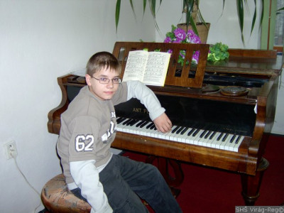 klavir_004.jpg